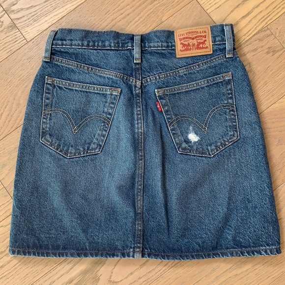 Jean skirt - Picture 2 of 3